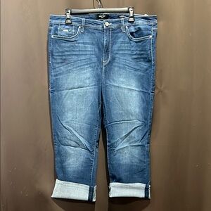 Nine West Taylor Cuffed Capri, Size 14